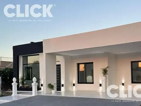 Casa 4 ambientes en Venta/Alquiler en Barrio Lagos de Canning I