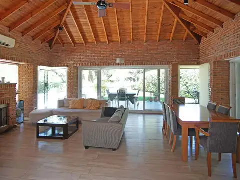 CASA en venta , en Country Club LOS CARDALES.