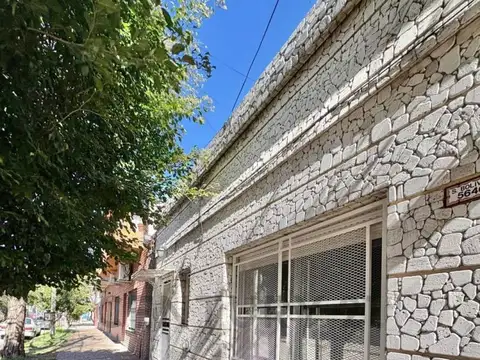 Simón Bolívar 5600, Piso 0