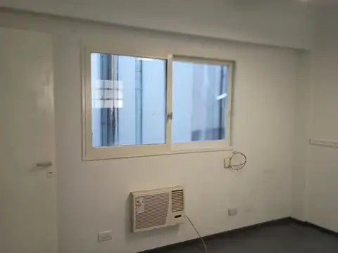 Oficina 2 ambientes con 1 baño