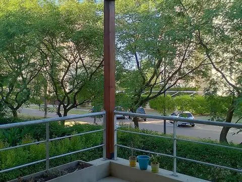 3 ambientes en duplex c/coch. alquiler usd 700 + gastos
