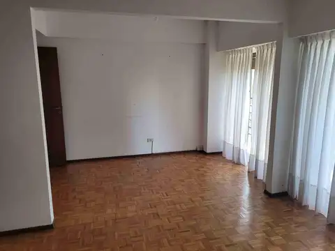 Departamento en Alquiler de 4 ambientes