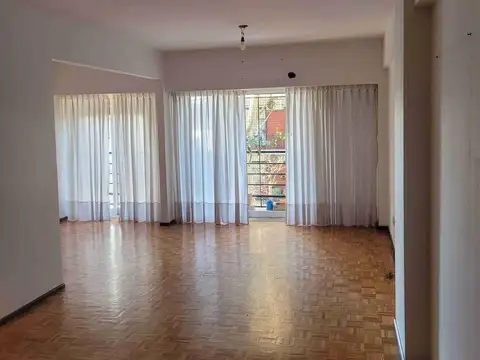 Departamento en Alquiler de 3 dormitorios