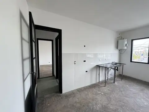 Depto Tipo Casa 5 ambientes con 2 baños