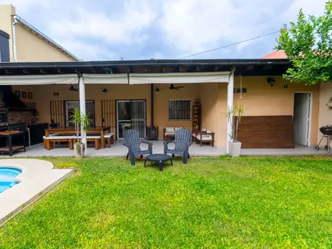 VENTA CASA CON PARQUE Y PILETA | APTA CRÉDITO