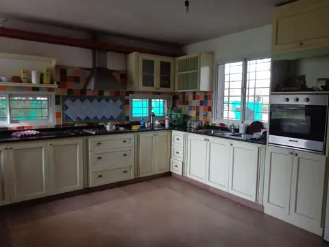 Casa en Venta en Capitan Bermudez, USD 115.000