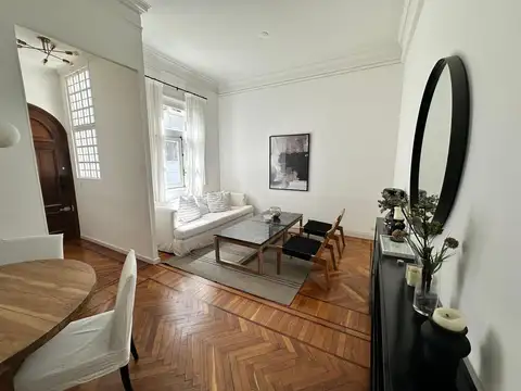 Departamento tres ambientes en en Venta en Talcahuano 800, Recoleta
