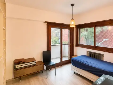 ALQUILER. PISO de 4 ambientes TOTALMENTE RECICLADO