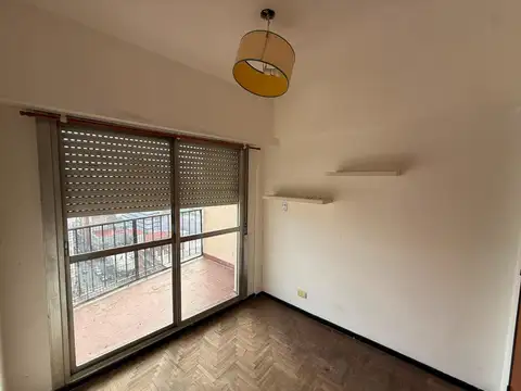 Departamento de 3 ambientes en Quilmes centro