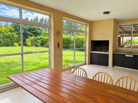 Casa  en Venta en San Marco, Villanueva, Tigre