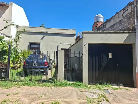 Casa en venta SOBRE LOTE DE 375 MTS IDEAL INVERSOR !!!!!!