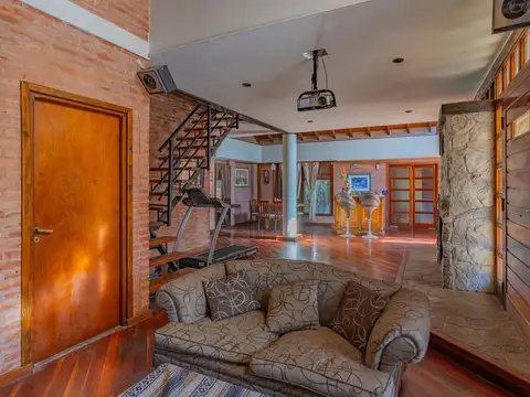 Casa en Venta con 1 cochera