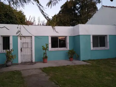 Casa en venta - 2 Dormitorios 1 Baño - 500Mts2 - Ituzaingó
