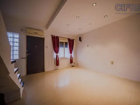 Depto Tipo Casa en Venta en Villa Urquiza, USD 215.000