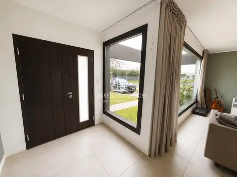 Casa en Venta en Countries y Barrios Cerrados en Pilar, USD 245.000