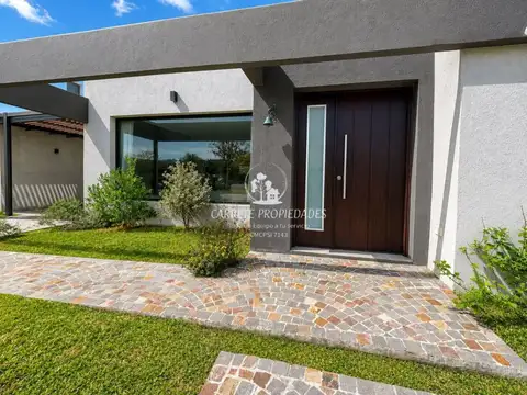 Casa en venta de 4 amb y pileta al Verde. Financiación Barrio Santa Elena. Pilar