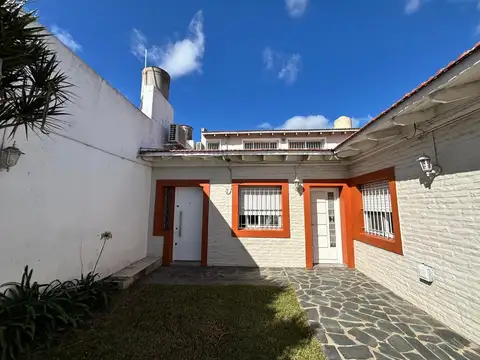 Casa en Venta en Los Hornos, USD 120.000