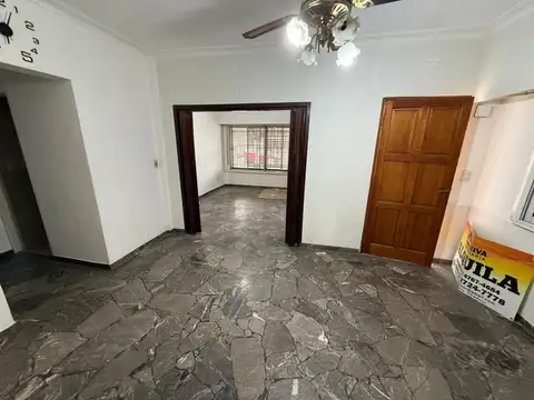 Depto Tipo Casa en Alquiler de 1 dormitorio