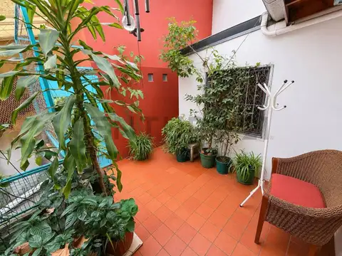Depto Tipo Casa 2 ambientes con 1 baño