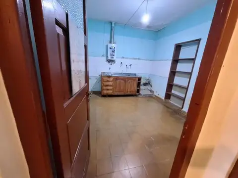 Casa 2 ambientes con 1 baño