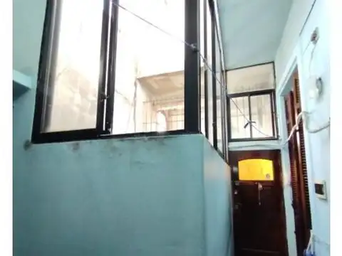 Avenida Belgrano 3300, Piso 1