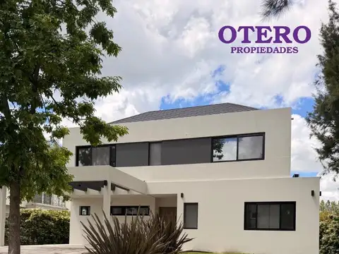 OPORTUNIDAD  MODERNA IMPECABLE! ST THOMAS ESTE