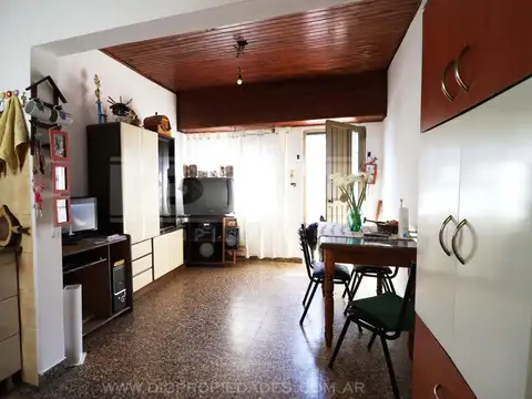 Depto Tipo Casa 3 ambientes con 1 baño