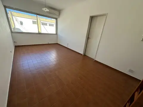 Alberto Lartigau 300, Piso 2