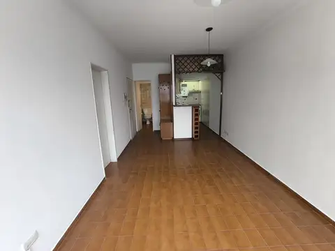 Alberto Lartigau 300, Piso 2