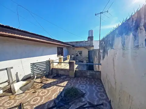 Venta Casa Lote Propio 7,80 x 13,50 en Villa Lugano