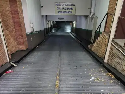 Cochera En Belgrano