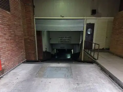 Cochera En Belgrano