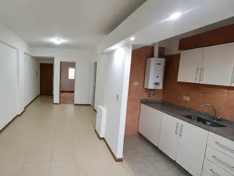 Departamento en Alquiler en Santos Lugares, $ 650.000
