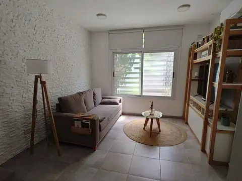 Departamento en Alquiler en Monte Grande, $ 600.000