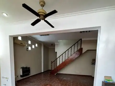 Oficina en Alquiler en Morón, $ 1.500.000
