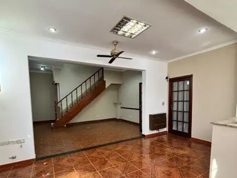 Oficina en Alquiler en Morón, $ 1.500.000
