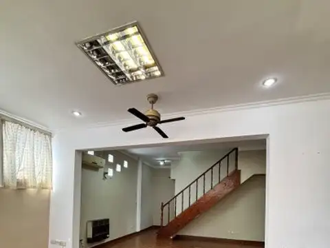 25 de Mayo 280 , Piso 1