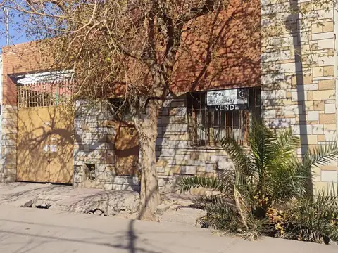 Casa a reciclar en Venta Dorrego