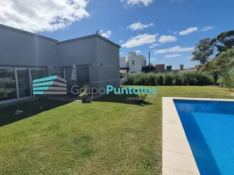 Casa en Venta en Countries y Barrios Cerrados en Esteban Echeverria, USD 290.000