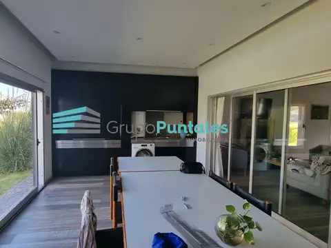 Casa en 1 planta en Barrio Lagos de Canning de 3 dormitorios más piscina