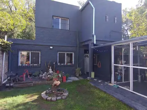 VENTA CASA CINCO AMBIENTES ITUZAINGO UDAONDO