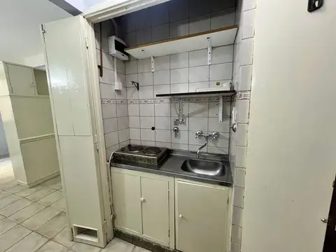 Muy lindo monoambiente dividido en excelente ubicación