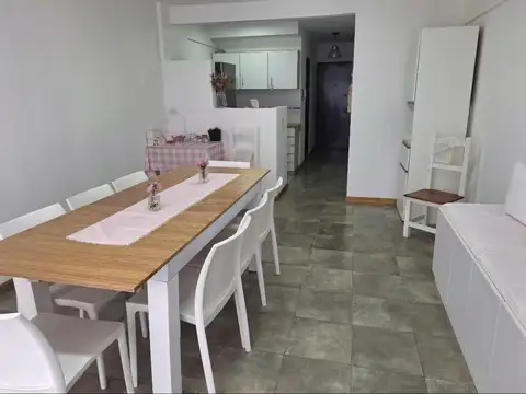 Dorrego 1600, Piso 1