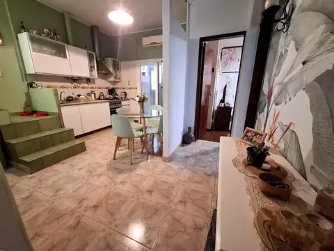 PH 3 DORM., AL FTE, C/GARAJE Y TERRAZA * SIN EXPENSAS *