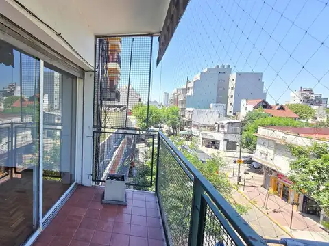 DEPTO 4 AMB C/ BALCON Y COCHERA - VILLA PUEYRREDON