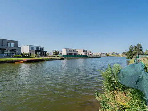 Casa en Venta en Laguna Grande, USD 550.000