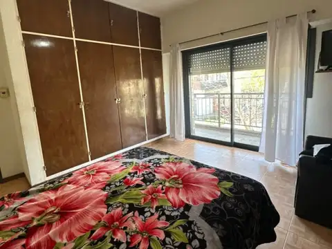 Depto Tipo Casa en Alquiler al Noreste