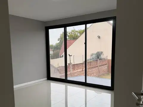 MUY LINDA CASA A ESTRENAR 