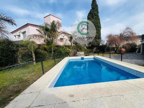Casa en Alquiler Temporal con 4 cocheras