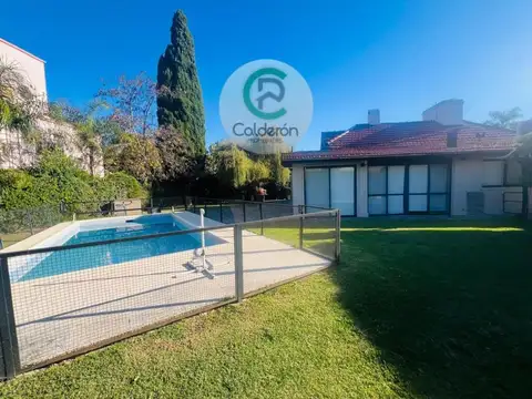 Casa 5 ambientes con 3 baños